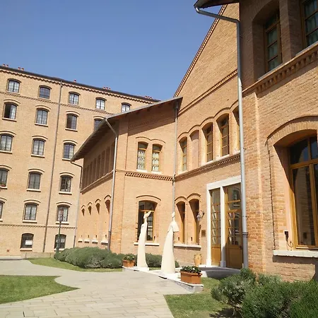 Apartment In Molino Stucky