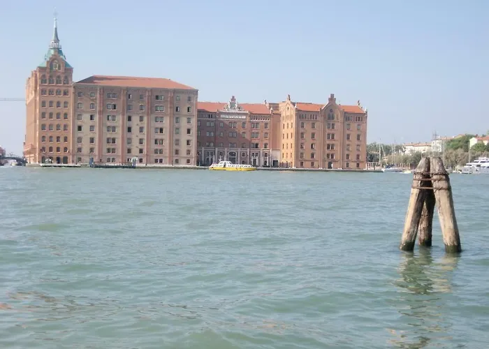 Apartament In Molino Stucky