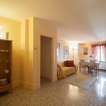 In Molino Stucky * البندقية